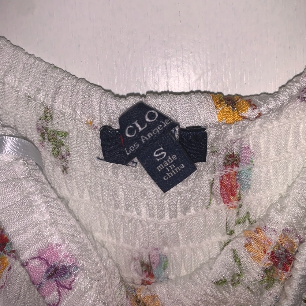 One Clothing Floral Off The Shoulder Top - Picture 5 of 5